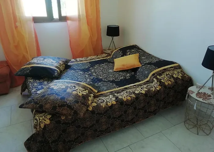 Le Pastel Puechoursi